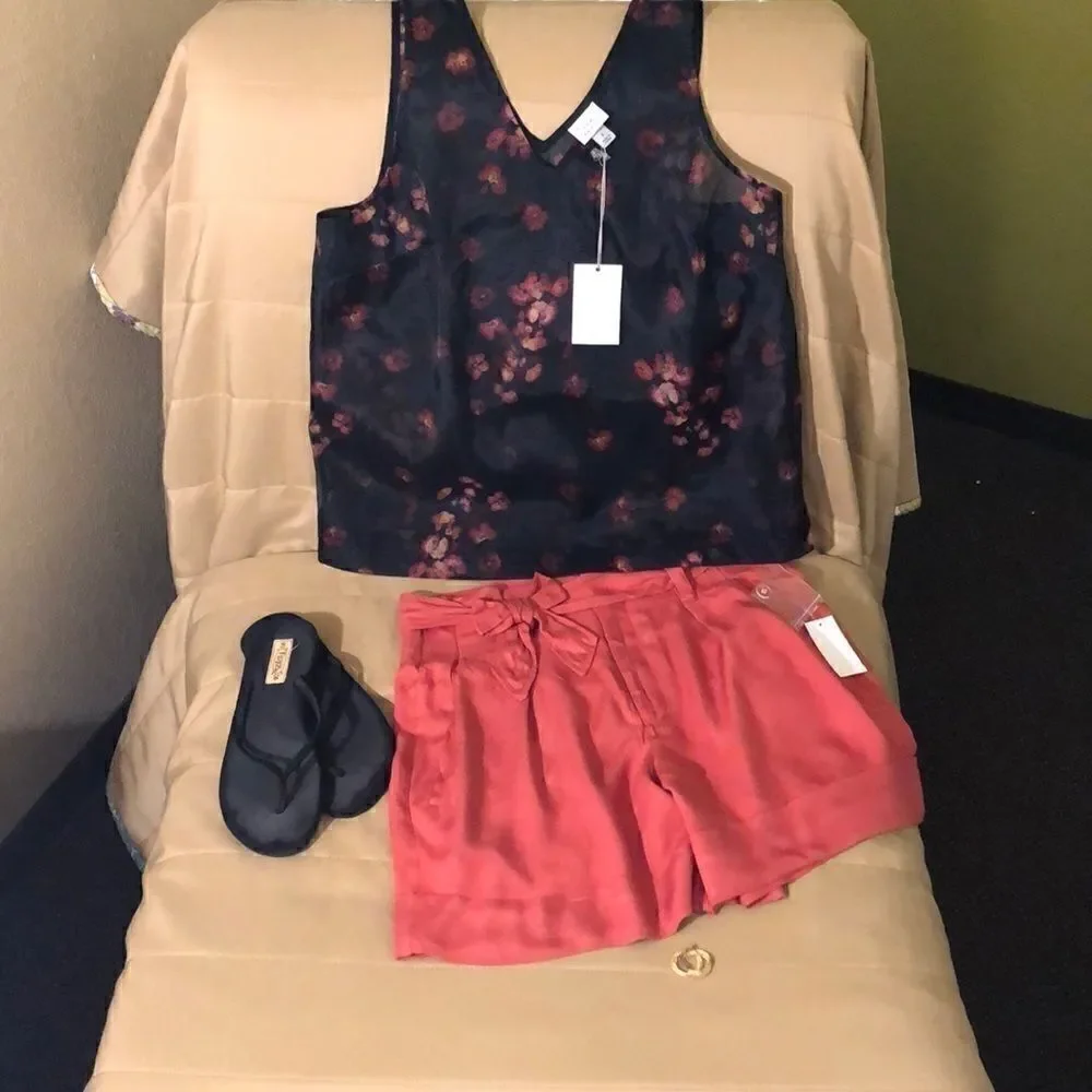 Simply Styled belted paper bag short in coral color